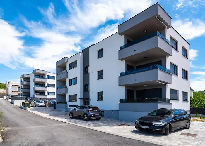 Rooftop Horizon * Zára